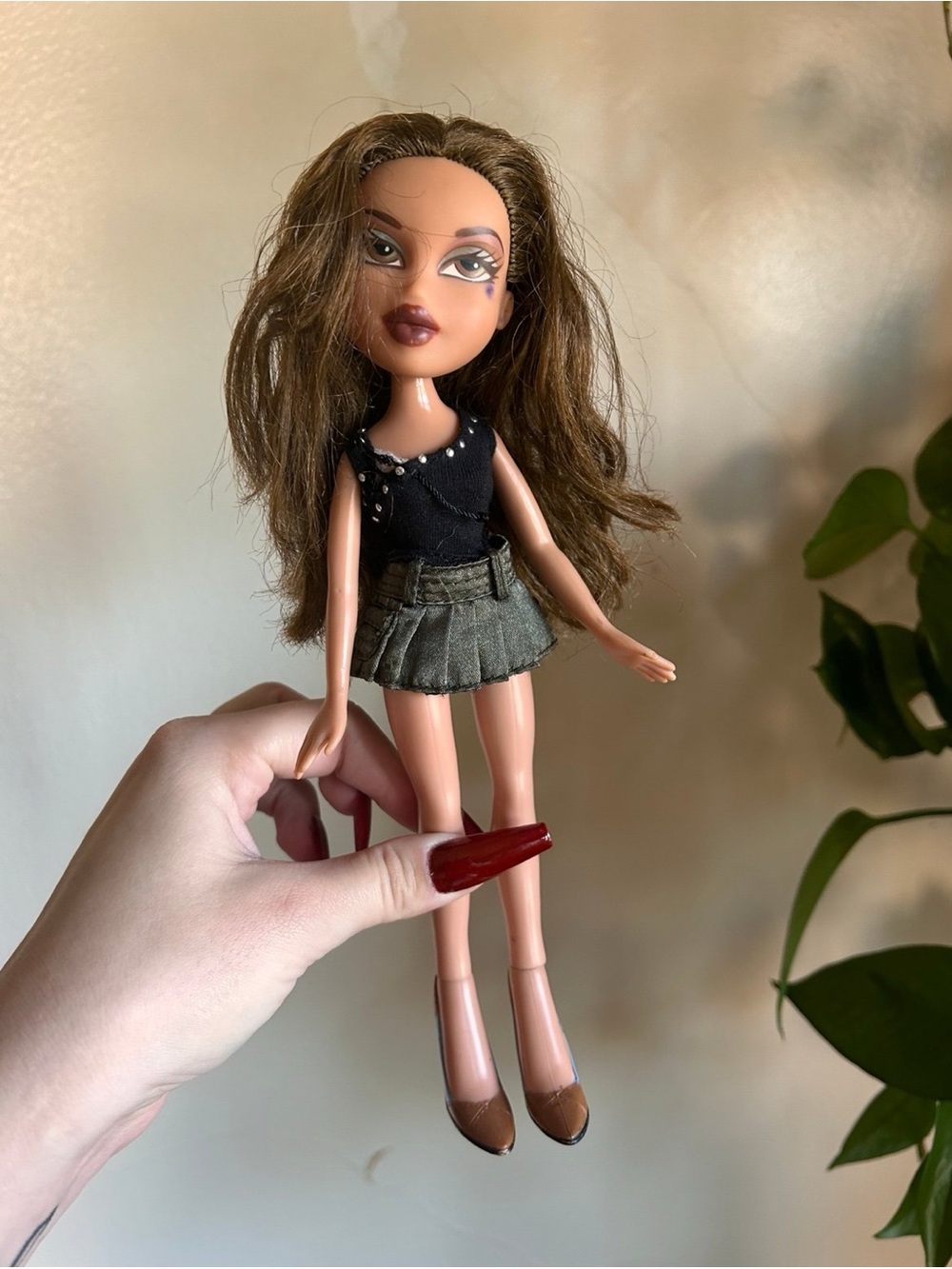 Yasmin Strut It Bratz Doll First Edition